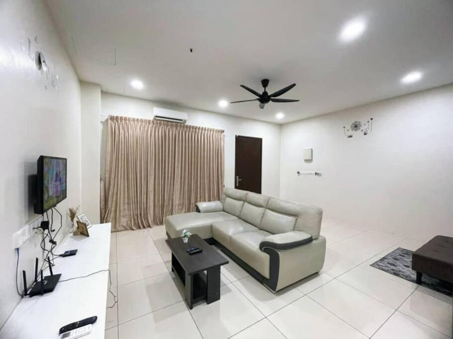 Cozyhouse 4Room 3Bath Room 10Pax'''Simpangampattasek Simpang Ampat  Luaran gambar